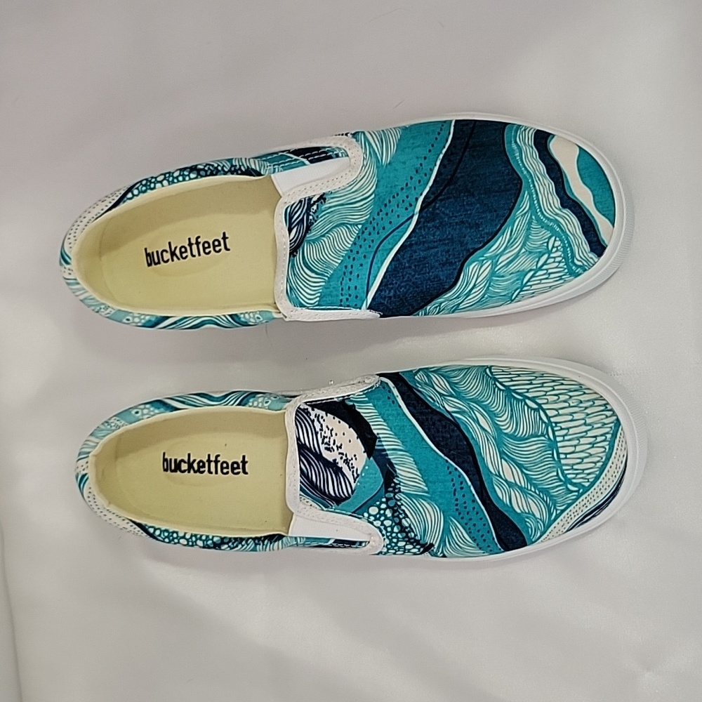 Bucketfeet Slip-on Sneaker
